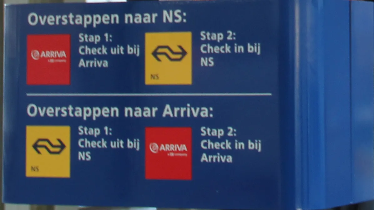 overstappen uit en weer inchecken