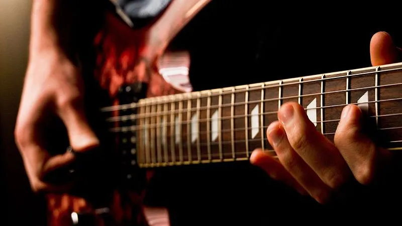 p8va97kaae14ea6n8u7xvpqhr electricguitar 2