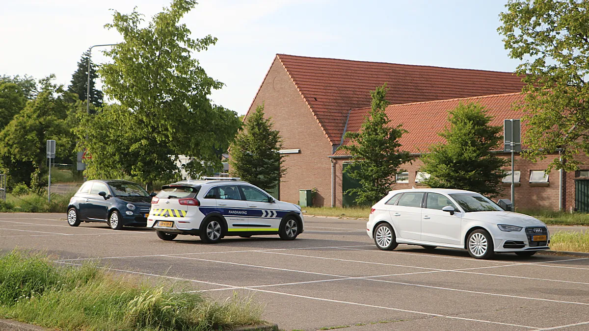 parkeerplaaats bij ten eysden