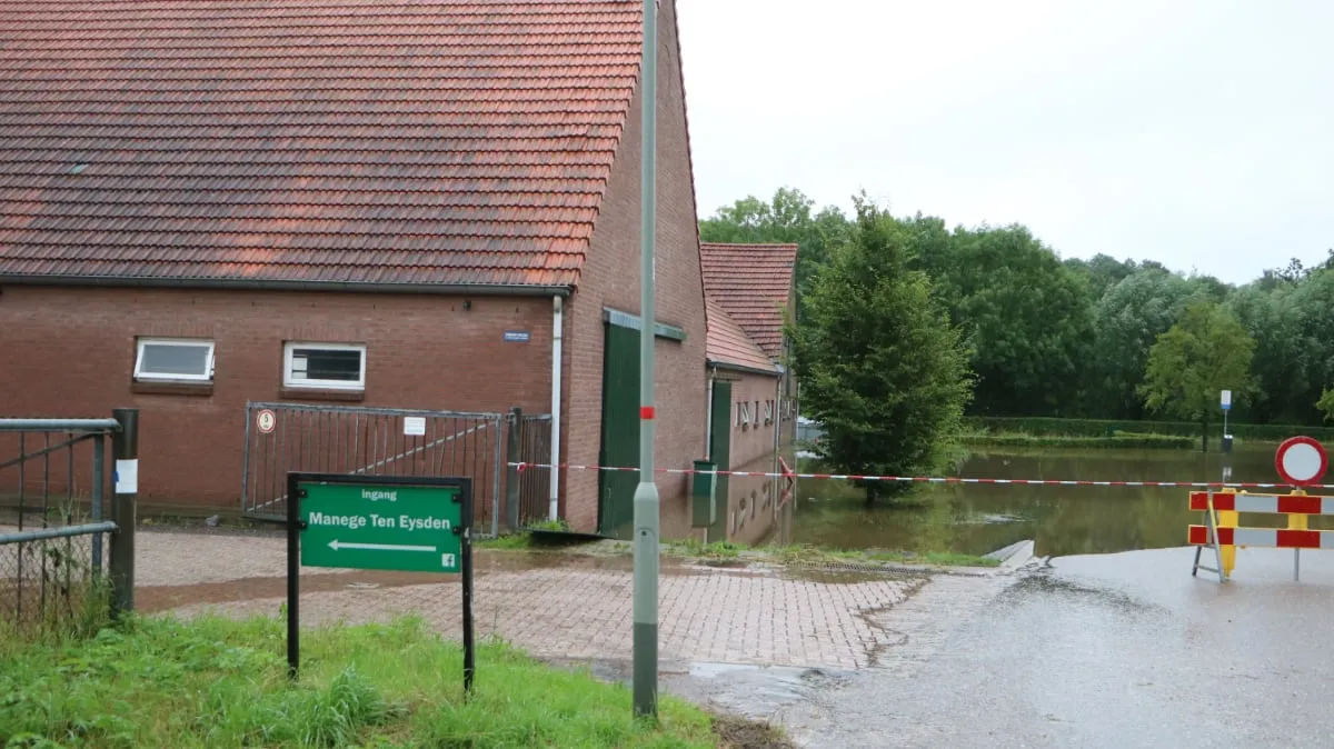 parkeerplaats bij ten eysden 0