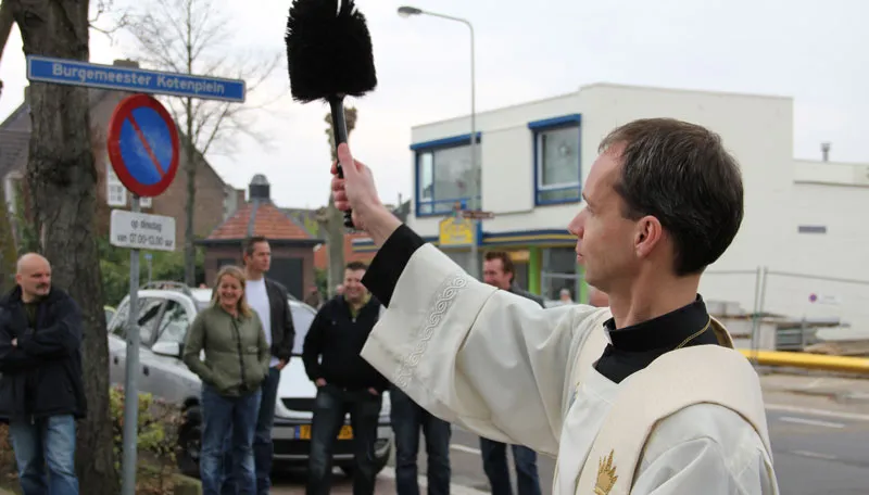 pastoor van dijck motorzegening grevenbicht