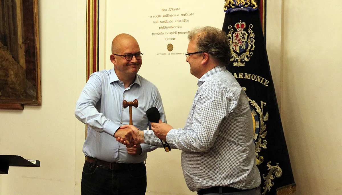 paul paques neemt voorzittershamer over van maurice groten