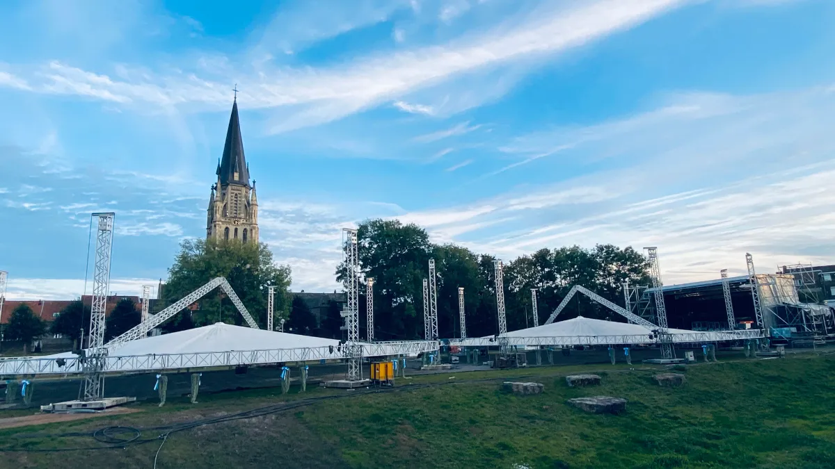 perfect skies voor brand alm open air