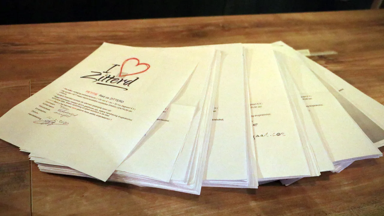 petitie red os zitterd kopie