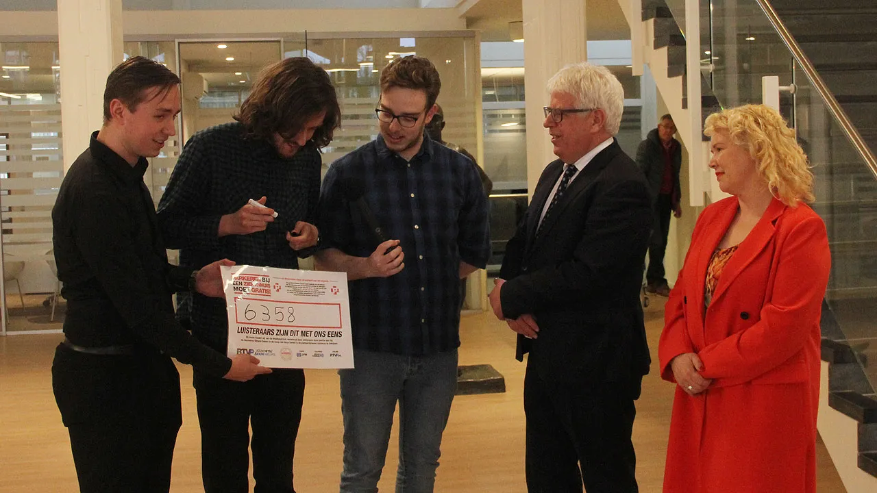 petitie tegen betaald parkeren bij ziekenhuizen