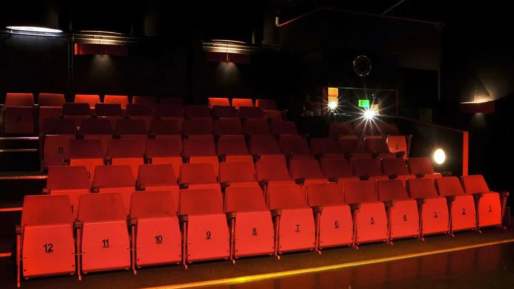 pitboel grote zaal1