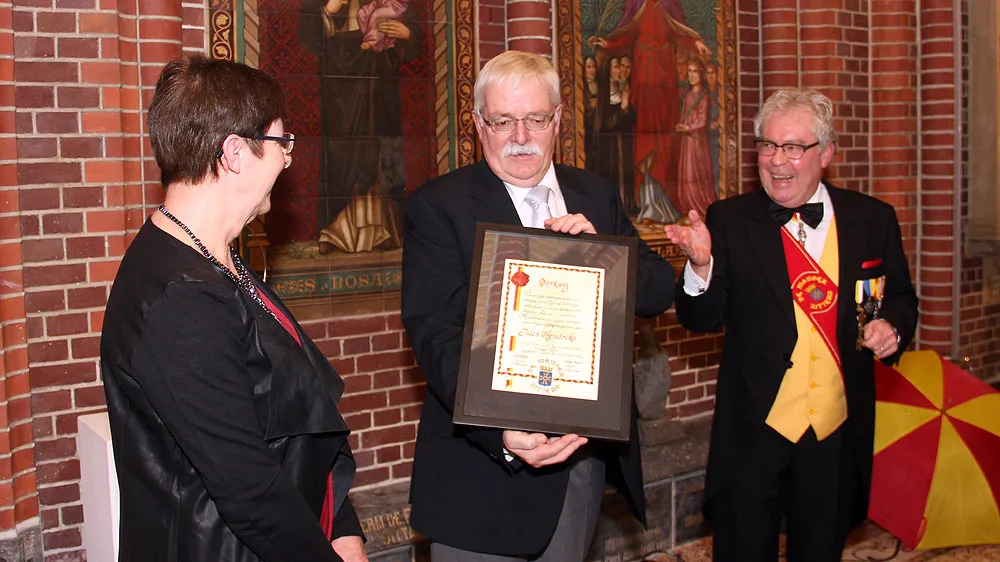 pkqfjxkqnq94focvojerx95al jules hendriks ontvanger ziepesjprenger 2014 oorkonde