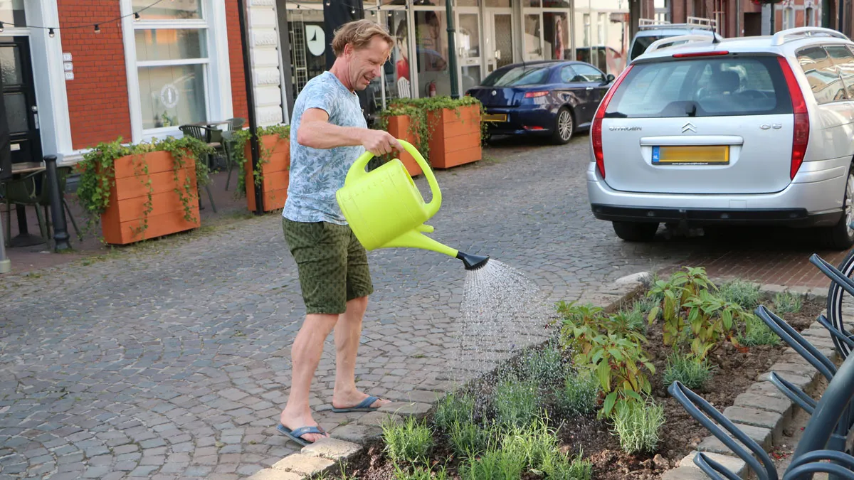 plantjes begieten oud geleen