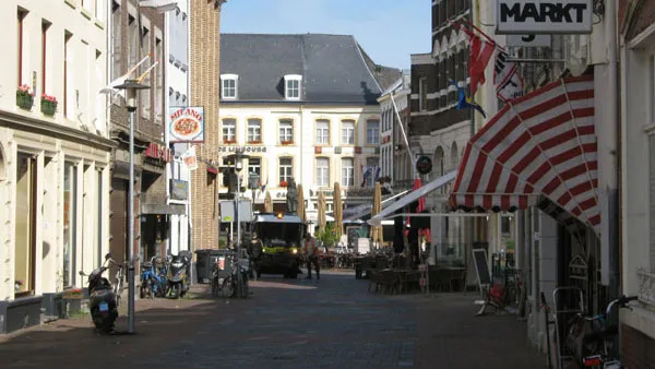 poaqw8tm3heq0aetitjb1nidh putstraat richting markt 16 9