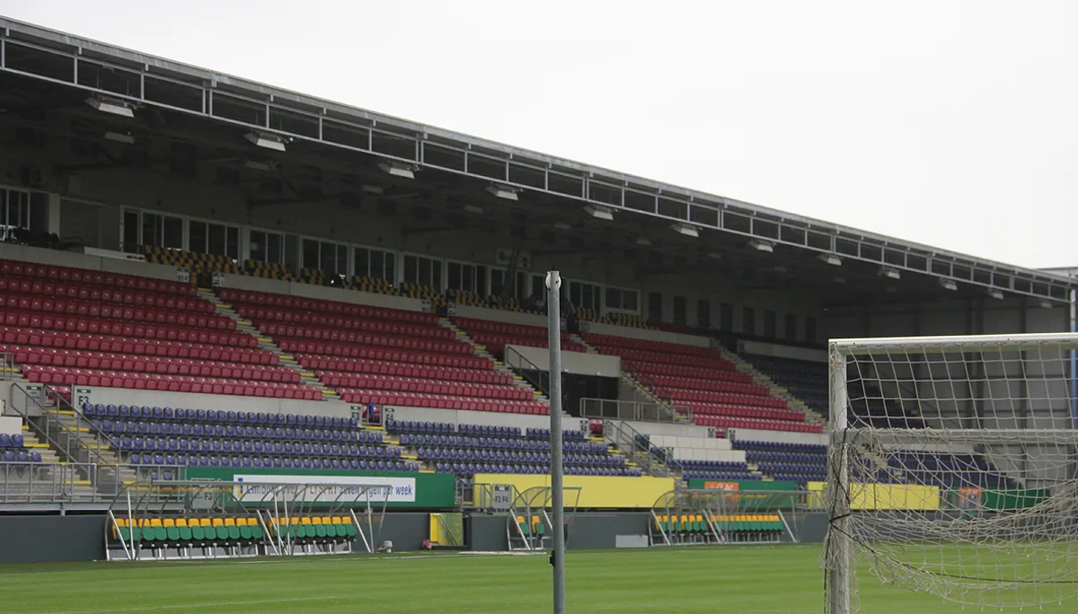 poetsbeurt 3 hoofdtribune