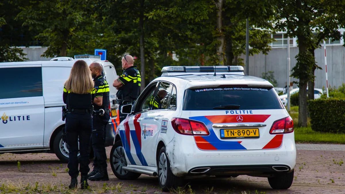 politie bij op de geer na brandmelding 20200602