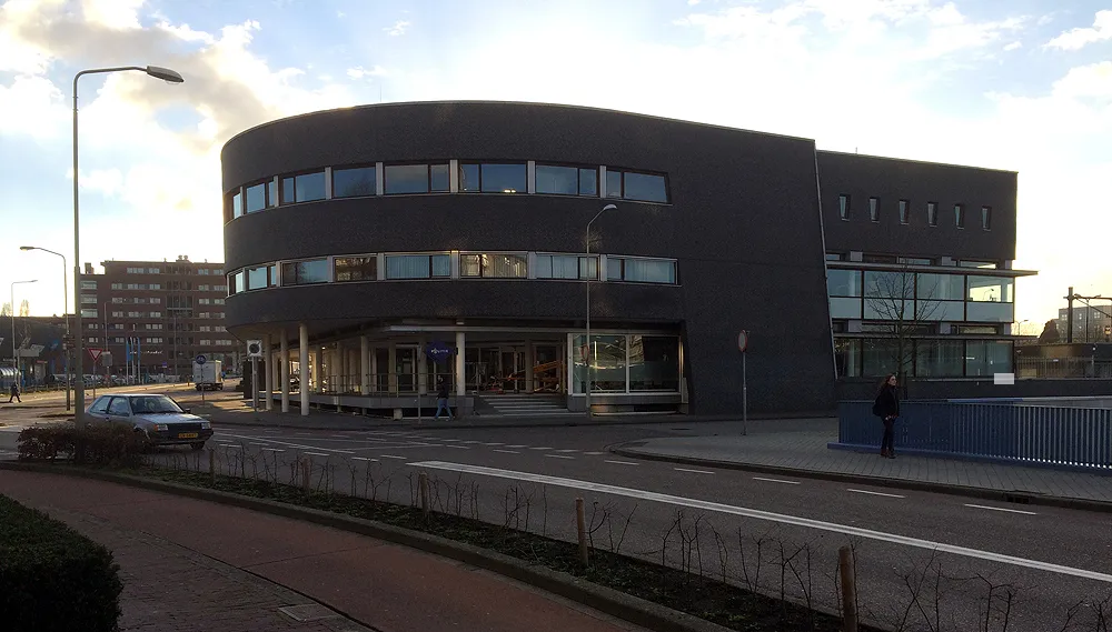 politiebureau sittard gezien vanaf station