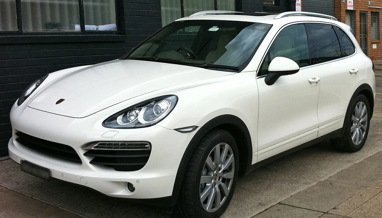 porsche cayenne 563824 1280