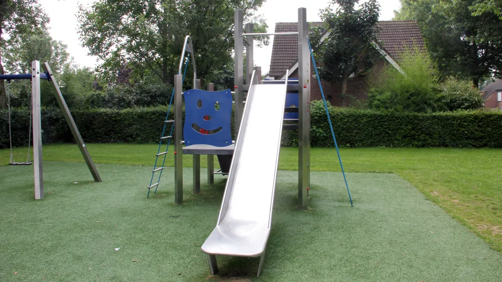 pzd95vvzs270kqwfin3ochq7i speeltuintje limbricht weer schoon