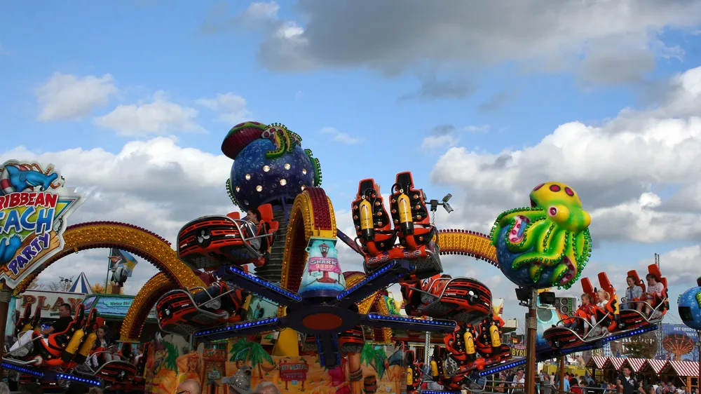 q4dd2578w9kxssq6uze41grrw kermis tom bloem 3