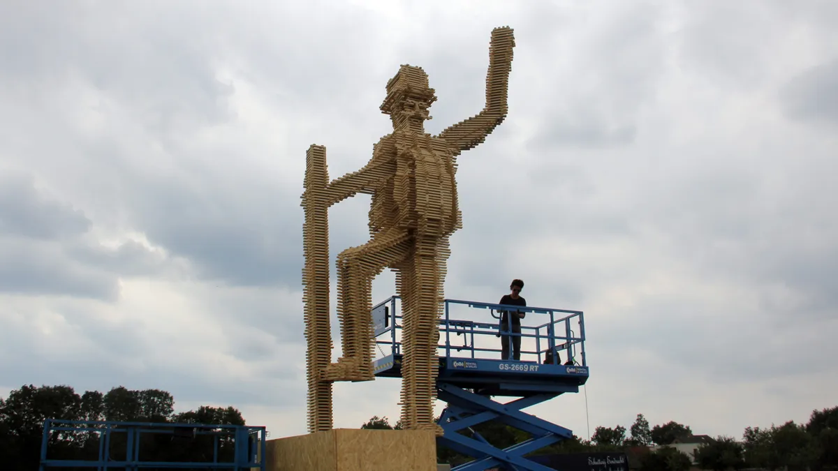 qfoabp7w2okm7fcvru2vs2k61 dn um xl savelkoul ontheroad creative