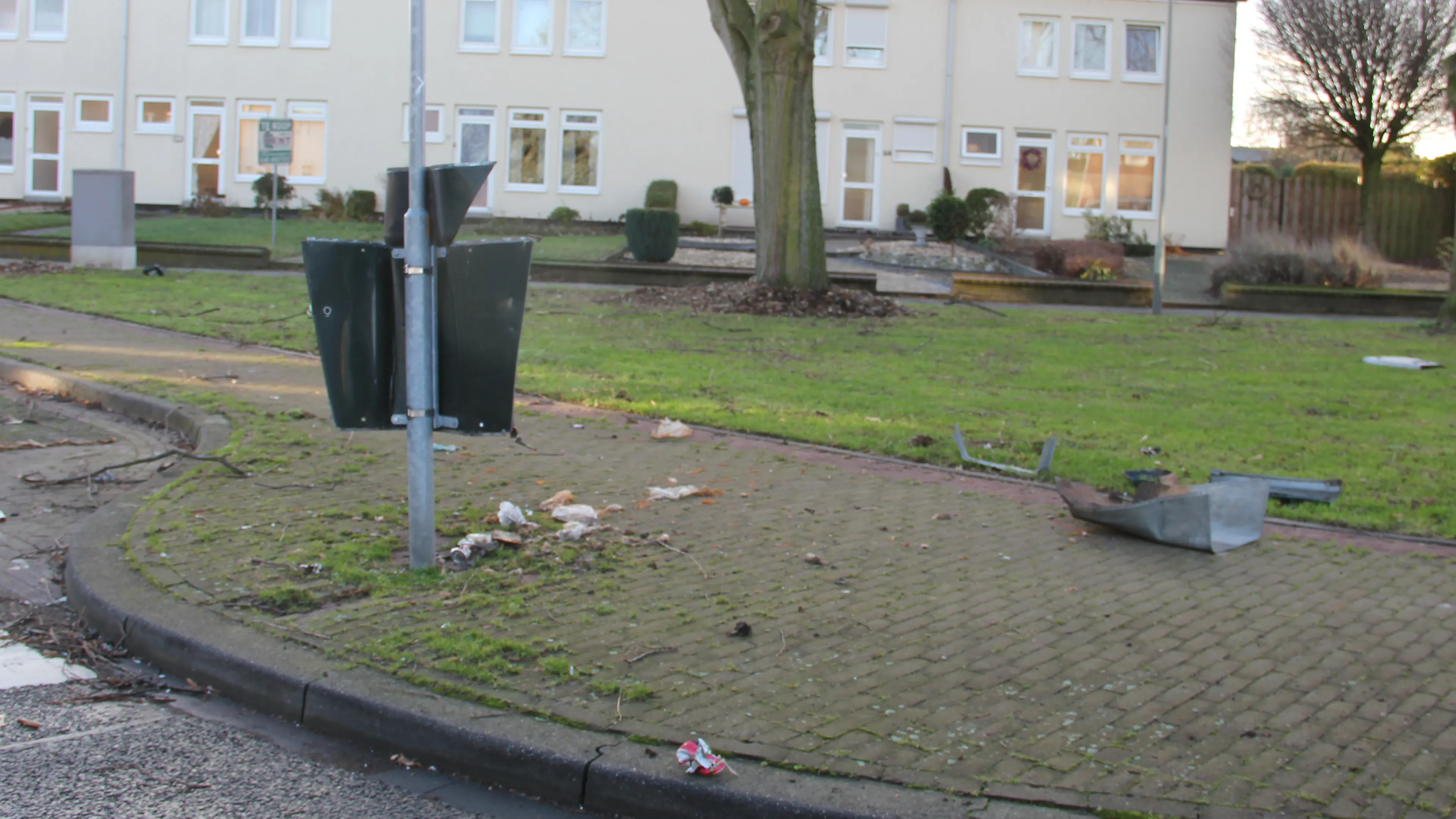 qvovkh0fwk64l3p3aa8zum1xi vuurwerk troep 2013 2014 broeksittard