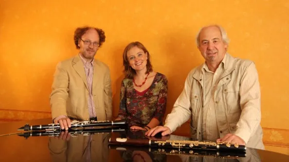 qwj0timsia5xu4zgkihdsnxgd trio versatile