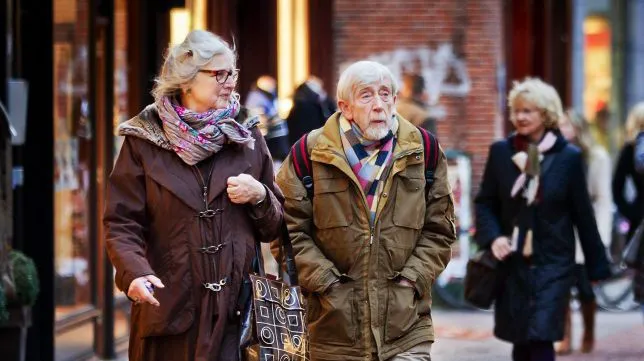 r2o95n558erbc65bb3lyb803w ouderen novum hq