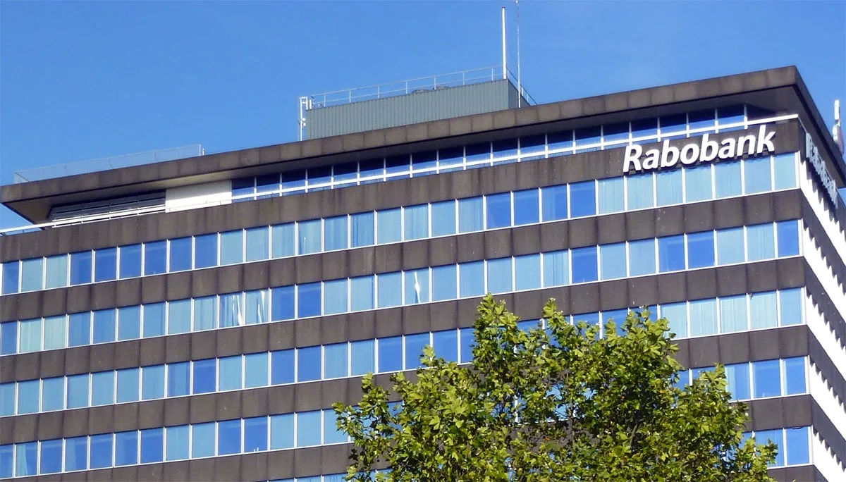 rabobank gebouw in eindhoven rosemoon cc by sa 30 via wikimedia commons