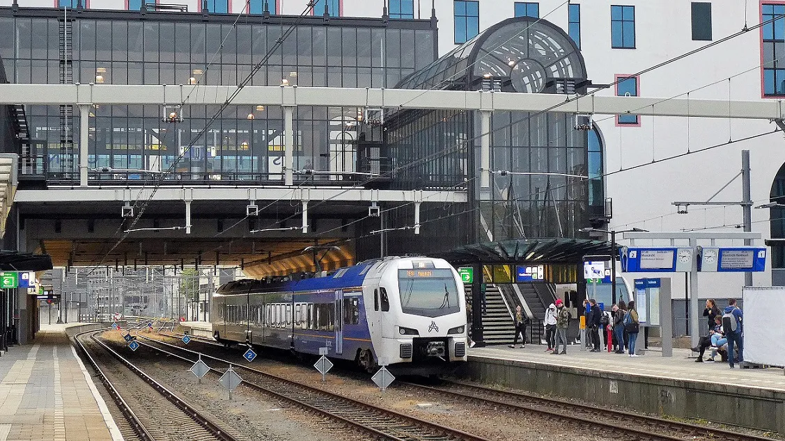 rene20hameleers2055320in20heerlen20nieuwe20station20open202005 09 201920pb20