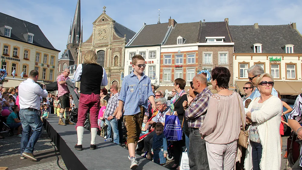 rhoue36gx5l9zduz6bed0brxf show 2014 3