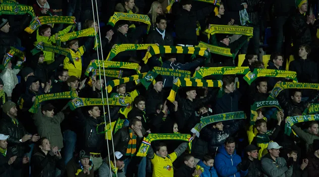 ri810fravtl48lepvuhp1a2xt fortuna sittard algemeen 2 supporters
