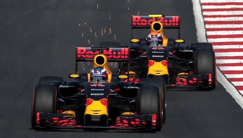 ricciardo verstappen maleisie 2016