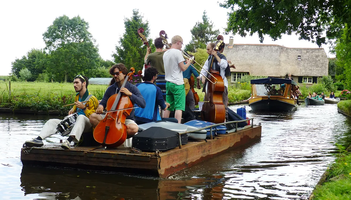 ricciotti ensemble giethoorn foto derk van der kamp