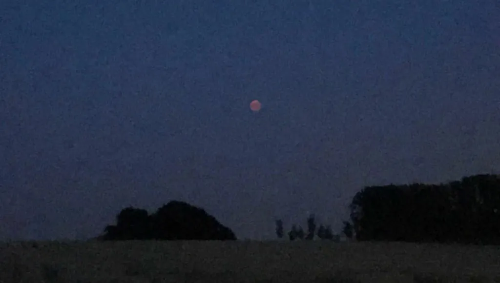 rode maan 27 juli 2018 sittard gemaakt met iphone