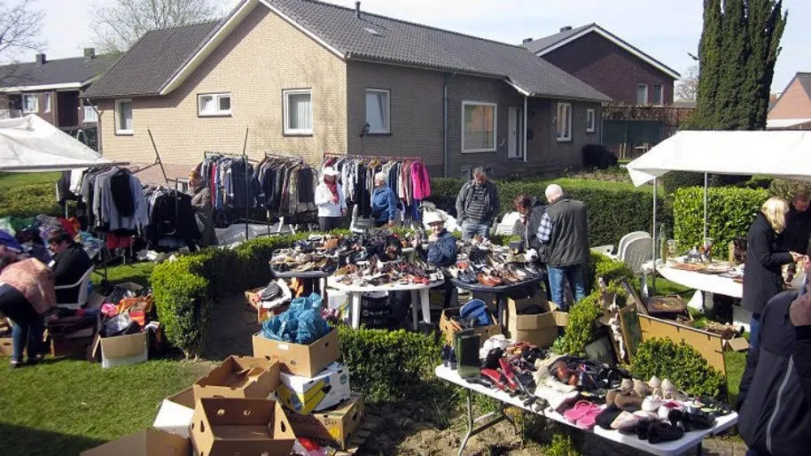 rommelmarkt caphuis born