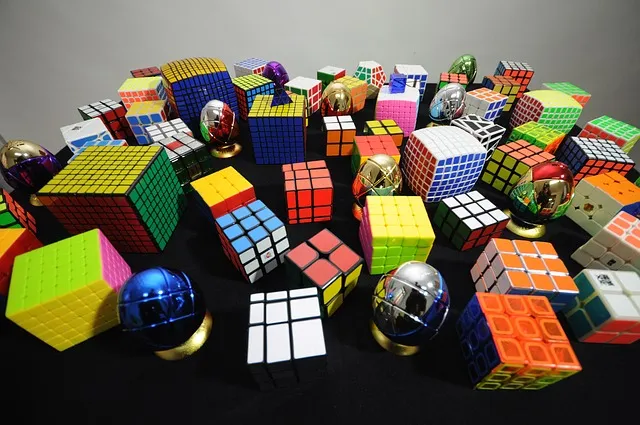 rubik 857512 640