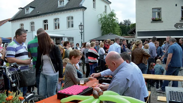 sf5dt6pvnn46l82low18k7fcs doodstrijdkermis limbricht 2