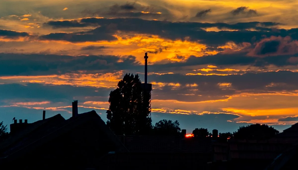 sfeerplaatje alsof de fakkel van nak4 brandt
