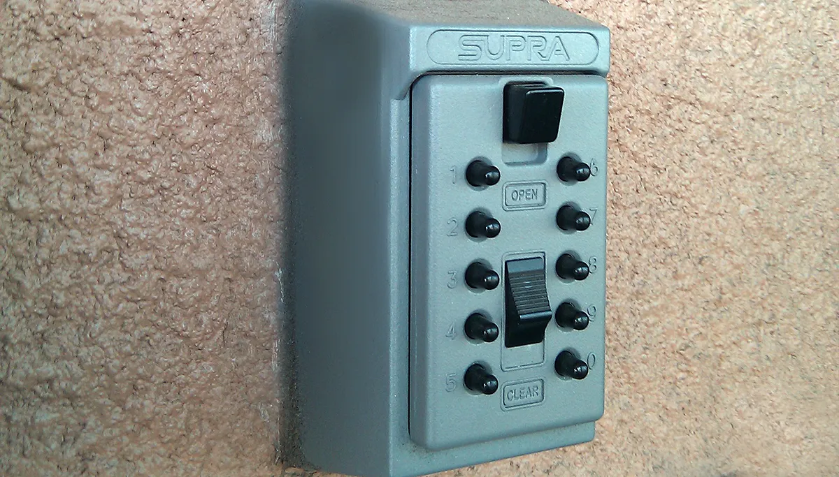 sleutelkastje tales of a wandering youkai cc by 20