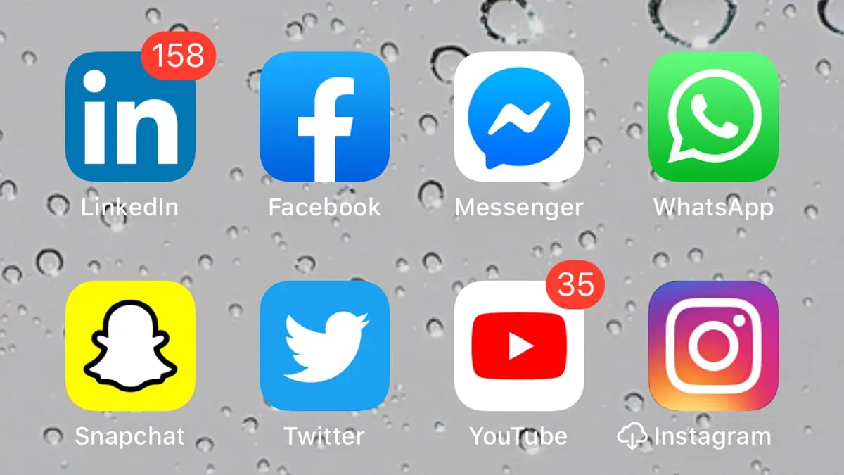 social media op smartphone apple