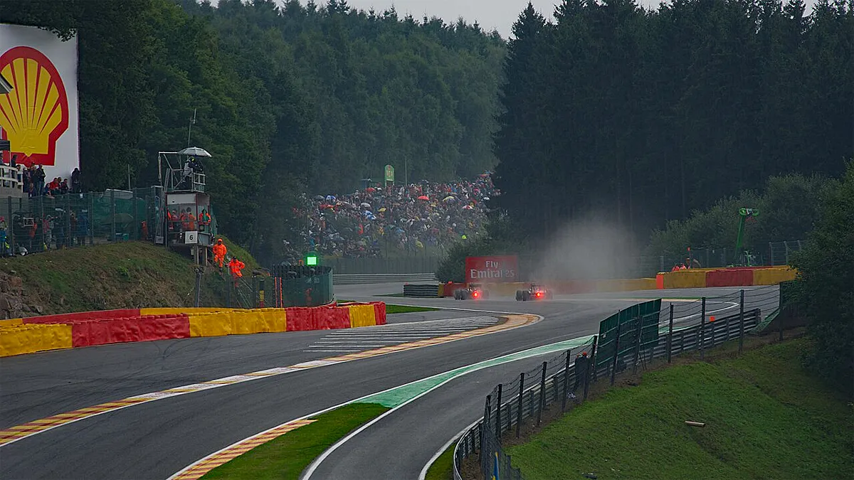 spa francorchamps eau rouge