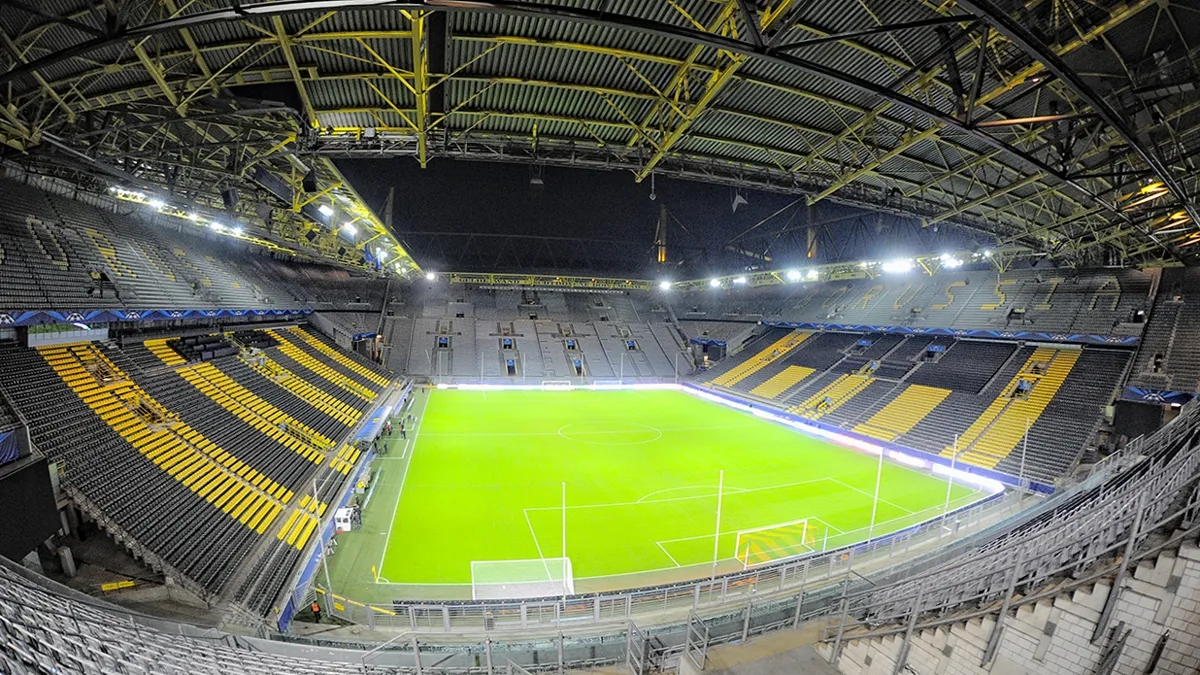 stadion borussia dortmund cc by https creativecommonsorglicensesby30