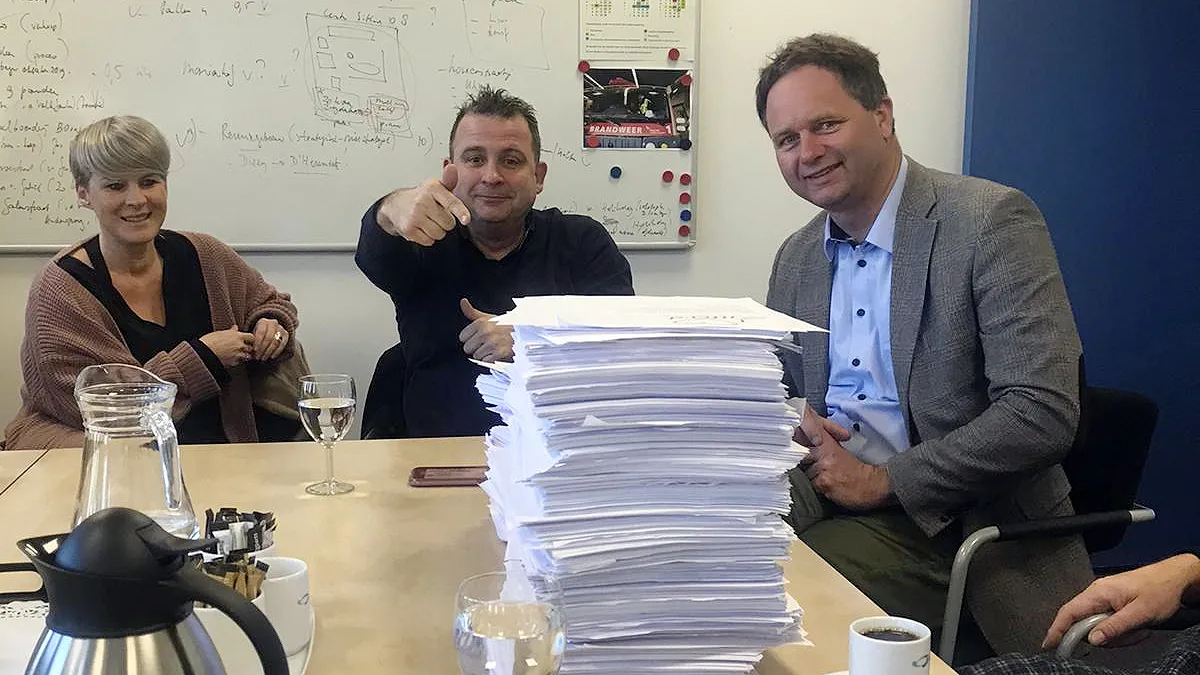 stapels handtekeningen roz