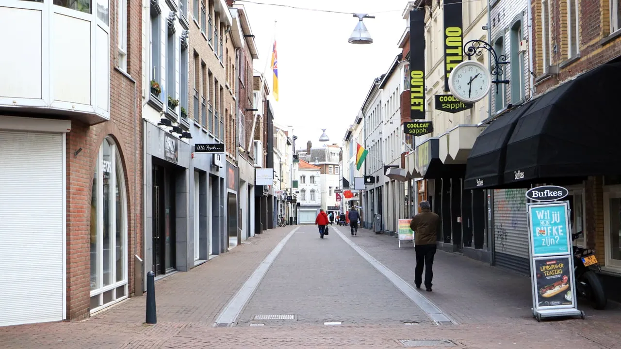 straatbeeld ttv coronacrisis sittard maandag 30 maart 2020