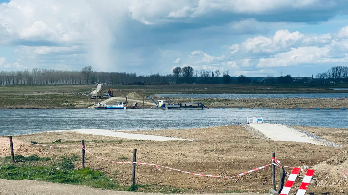 t veerke aan de belgische oever tegenover grevenbicht