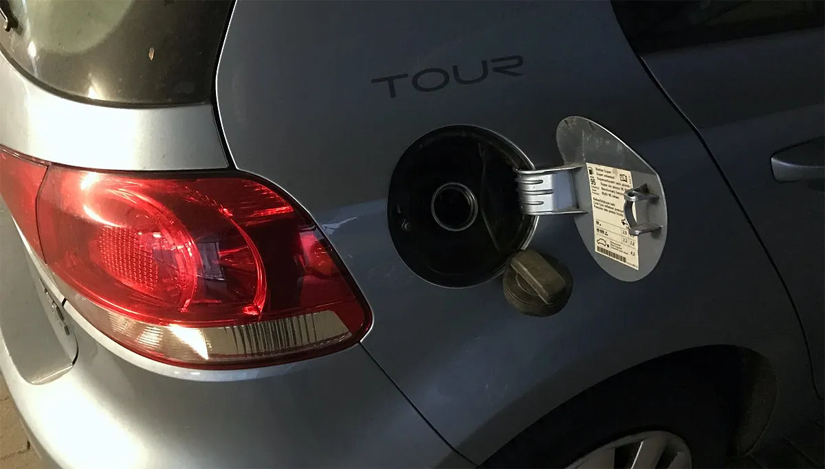 tankopening tankdop auto benzine vulopening