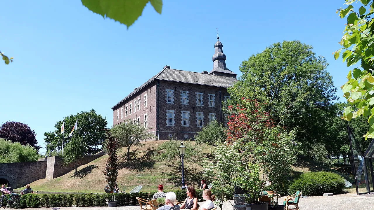 terras kasteel limbricht 1