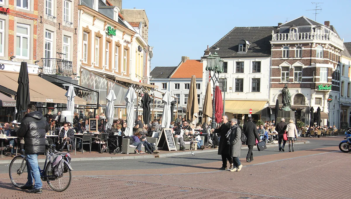 terrassen 13 maart 2016 markt sittard