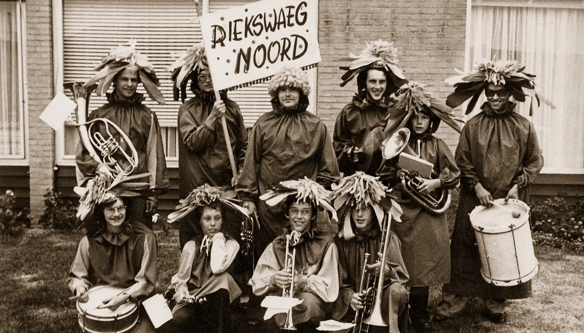 tisniksentwurtniks 1976