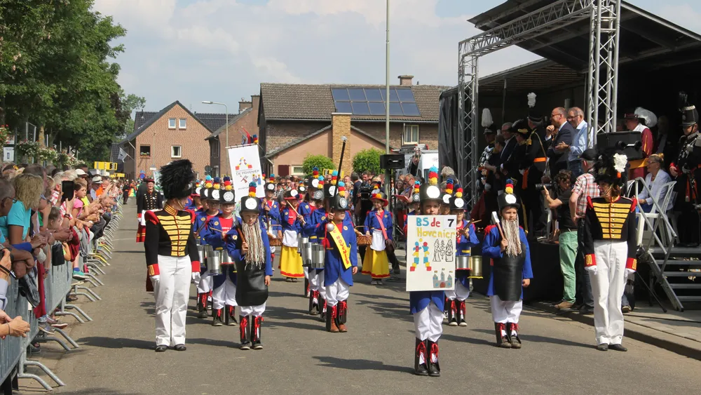 tp33phs0uwvxgkue76qeay218 kinjer ols 2014