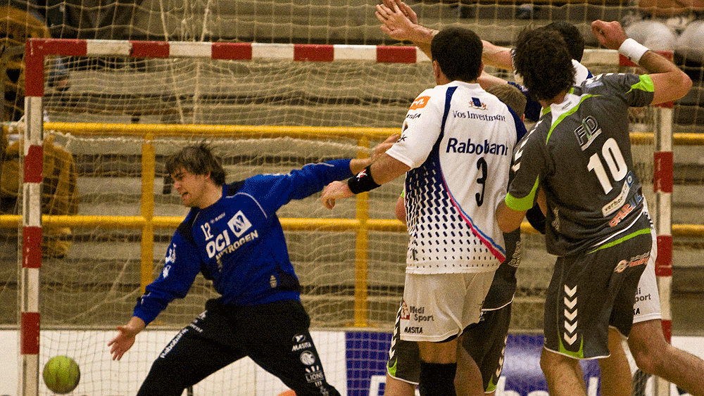 uh2t4ypiusqbqn3jb4xcumpym handbal spelmoment 16 9 2