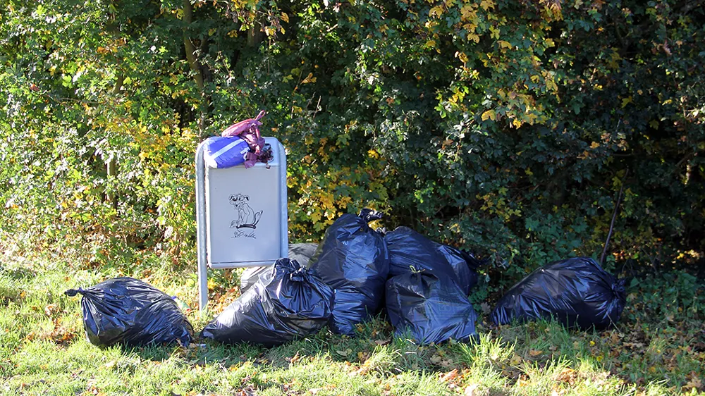 uwvrg0raal1hwe8yig8ffojob afval bij de rollen