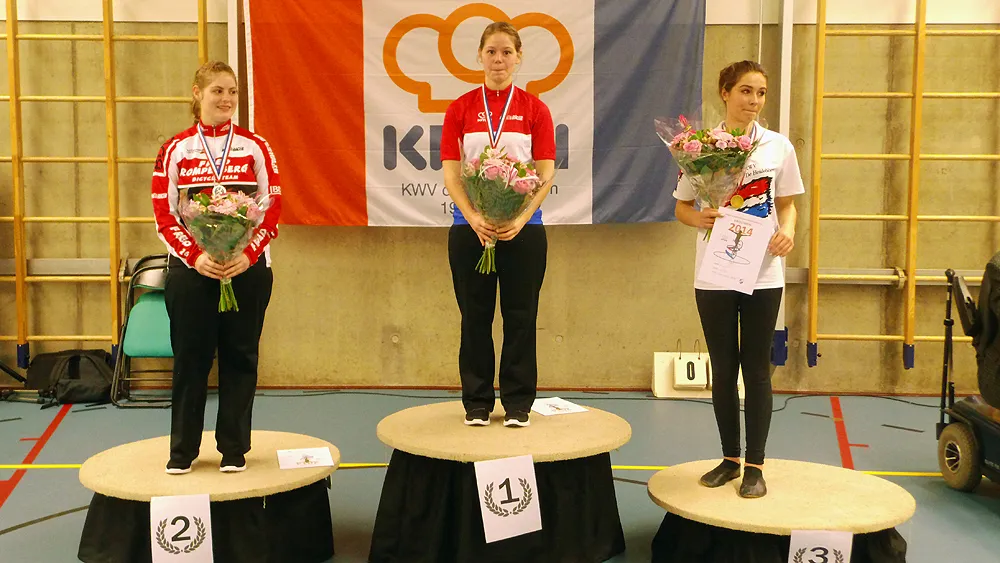 v3g6ftbn98xme115v5ht7i9y2 kunstwielrennen 1 brenda jennifer nk 2014