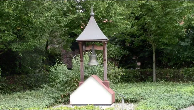 v7gd0js6x74x9y47ro10n2a6e klokje susteren